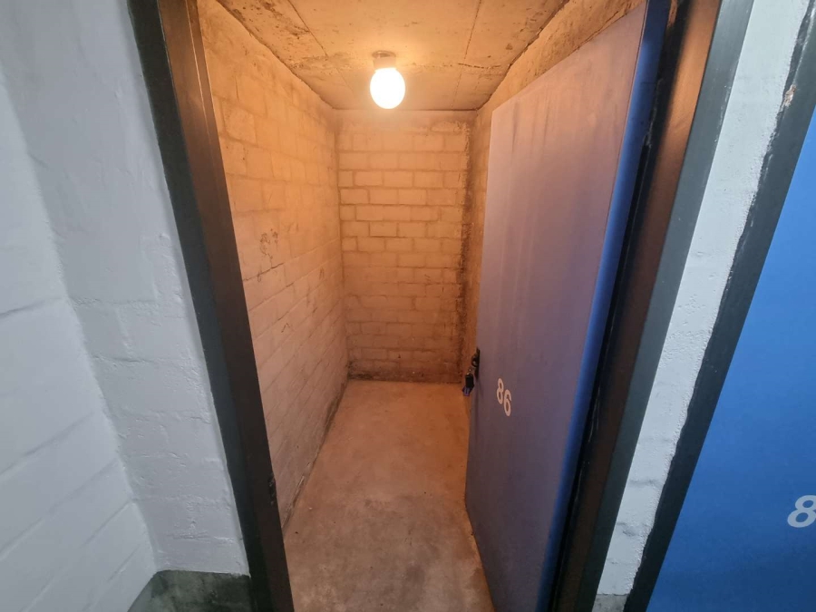 To Let 1 Bedroom Property for Rent in Mowbray Western Cape